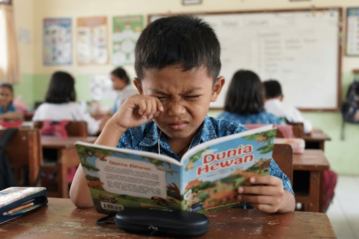 Presbiopia sangat jarang terjadi pada anak