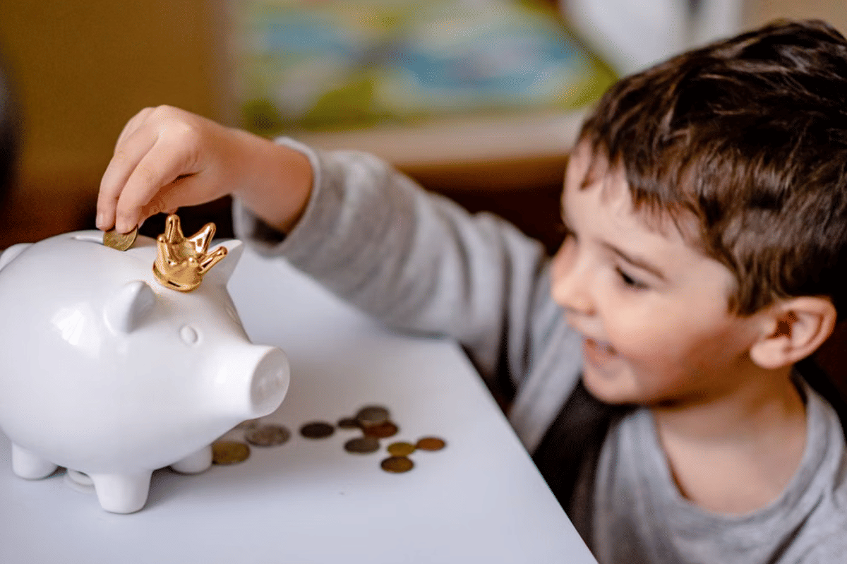 Tips agar Uang Saku Anak Tidak Cepat Habis, Ajarkan 5 Kebiasaan Ini