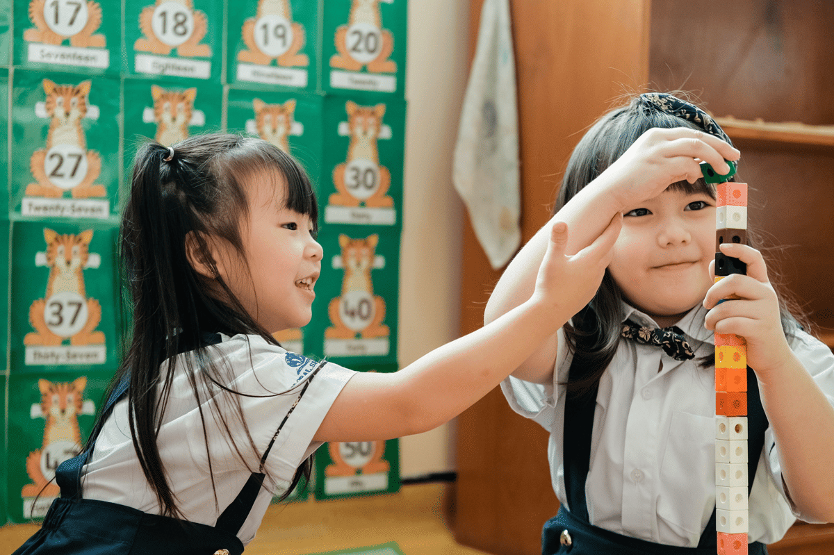 Global Sevilla menggunakan International Early Years Curriculum (IEYC)