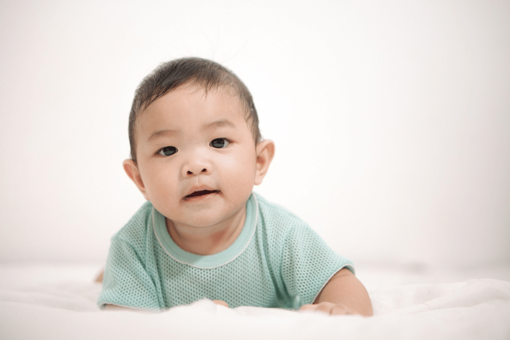 Apakah bayi perlu disapih saat mulai tumbuh gigi?