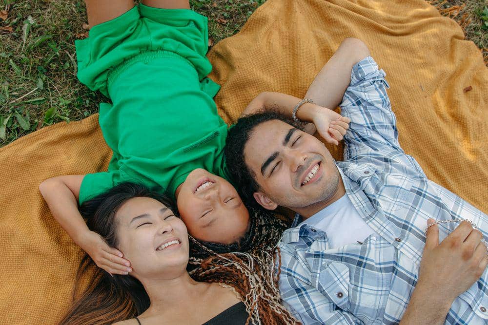 5 Cara Ajarkan Anak agar Tak Salah Pilih Teman, Pengaruhnya Besar