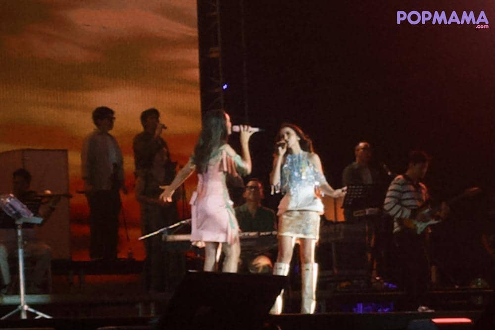 Raisa Tampil Magical dengan Dress Pink-Hijau di Pestapora 2026 1