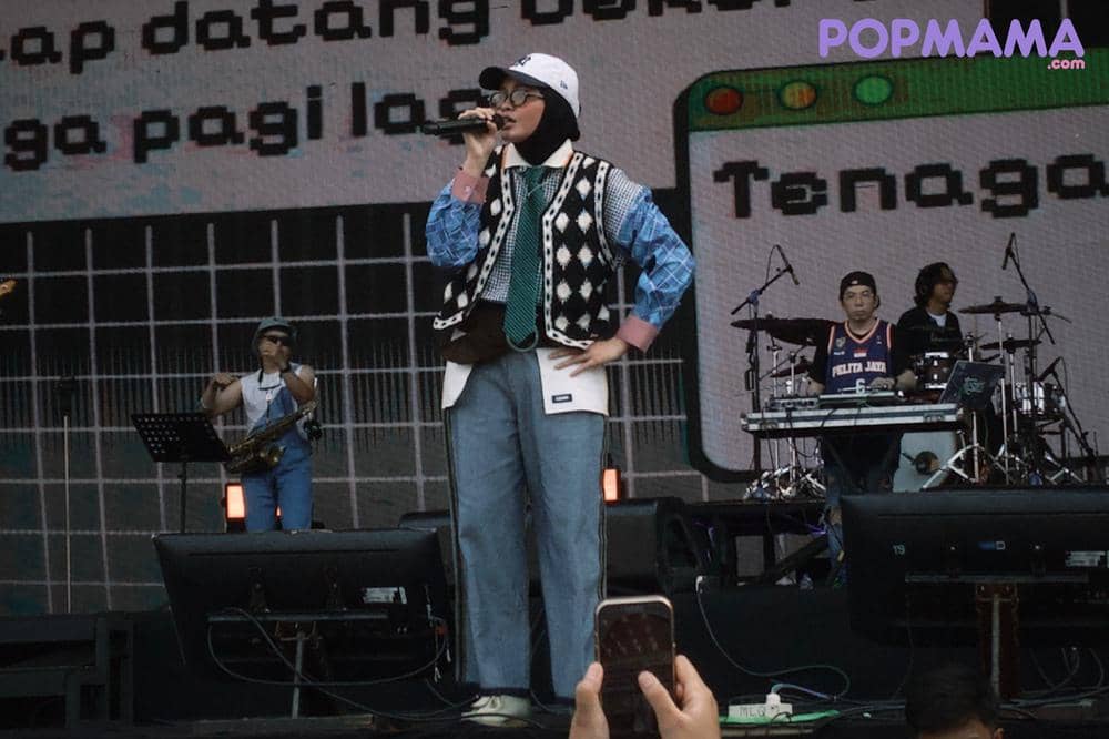 Bawakan Lagu Baru, Salma Salsabil Guncang Panggung Pestapora 2026