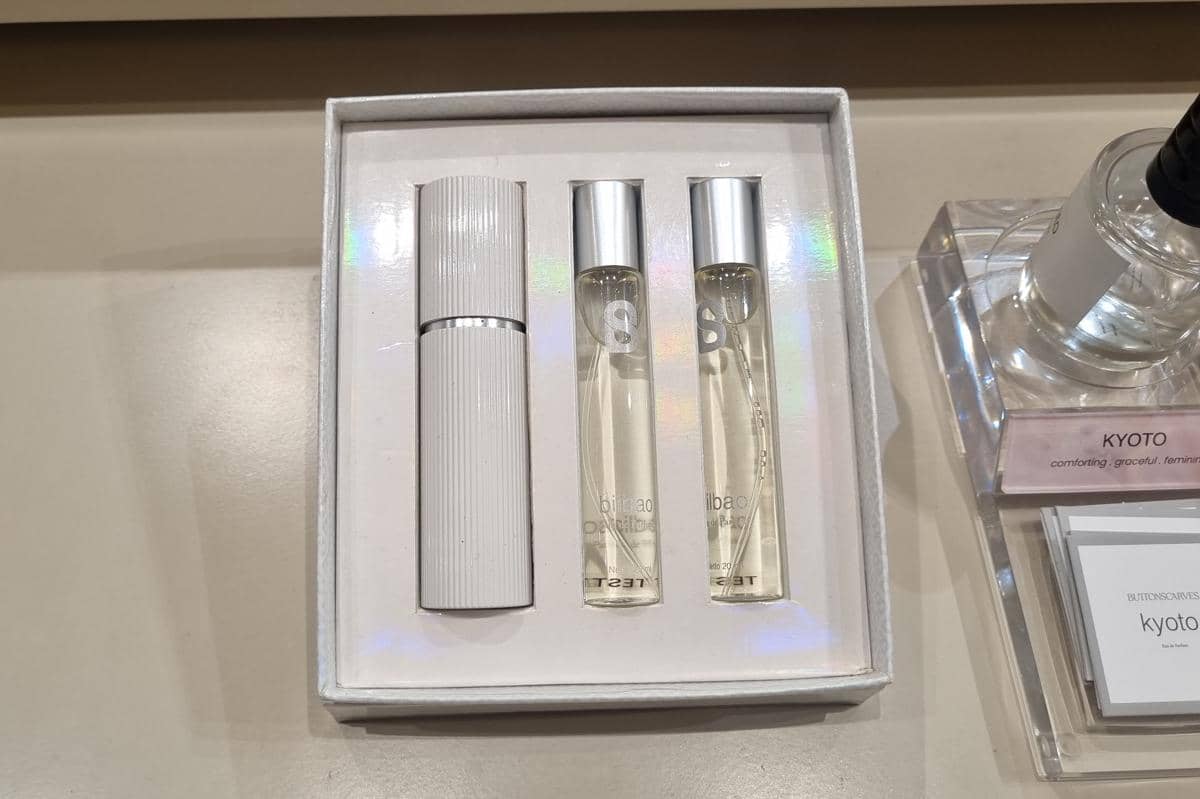Tersedia dalam dua ukuran dengan pilihan varian berbeda