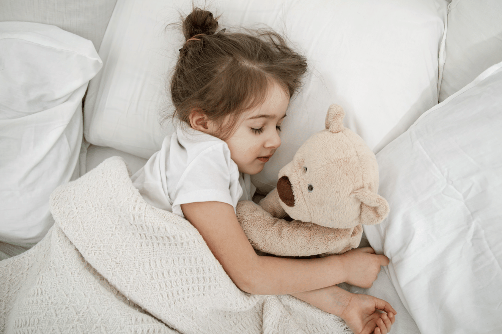 Mitos atau Fakta, Anak Tidur Lebih dari Jam 9 Malam Bikin Pendek?