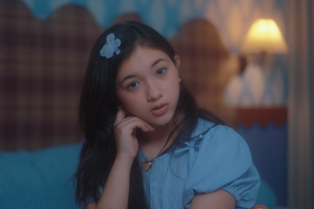 Mengajarkan anak untuk selalu bersyukur atas kasih sayang