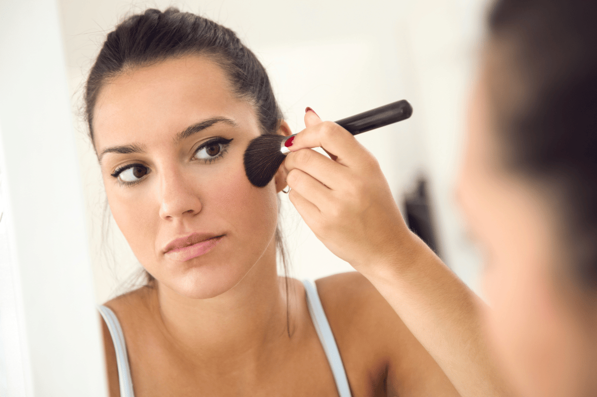Apa Itu Tren Anti-Blush yang Sedang Viral? Ini Penjelasannya