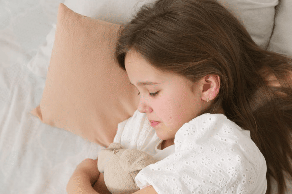 Perhatikan pernapasan anak saat ia tertidur