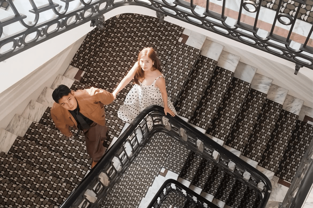 Felicya dan Caesar Hito Photoshoot di Tangga, Ada Makna di Baliknya