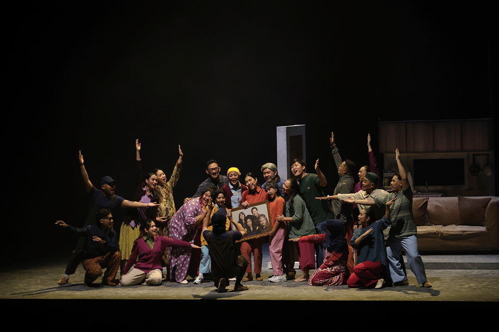 5 Alasan Home Sweet Loan The Musical Wajib Masuk Daftar Tontonanmu
