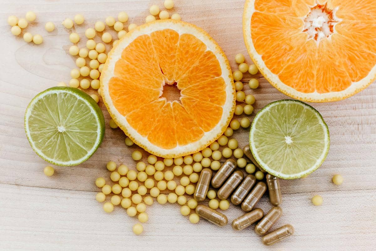 Vitamin C membantu mendukung fungsi ovarium