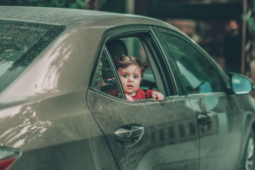 Jangan biarkan bayi tidur terlalu lama di car seat