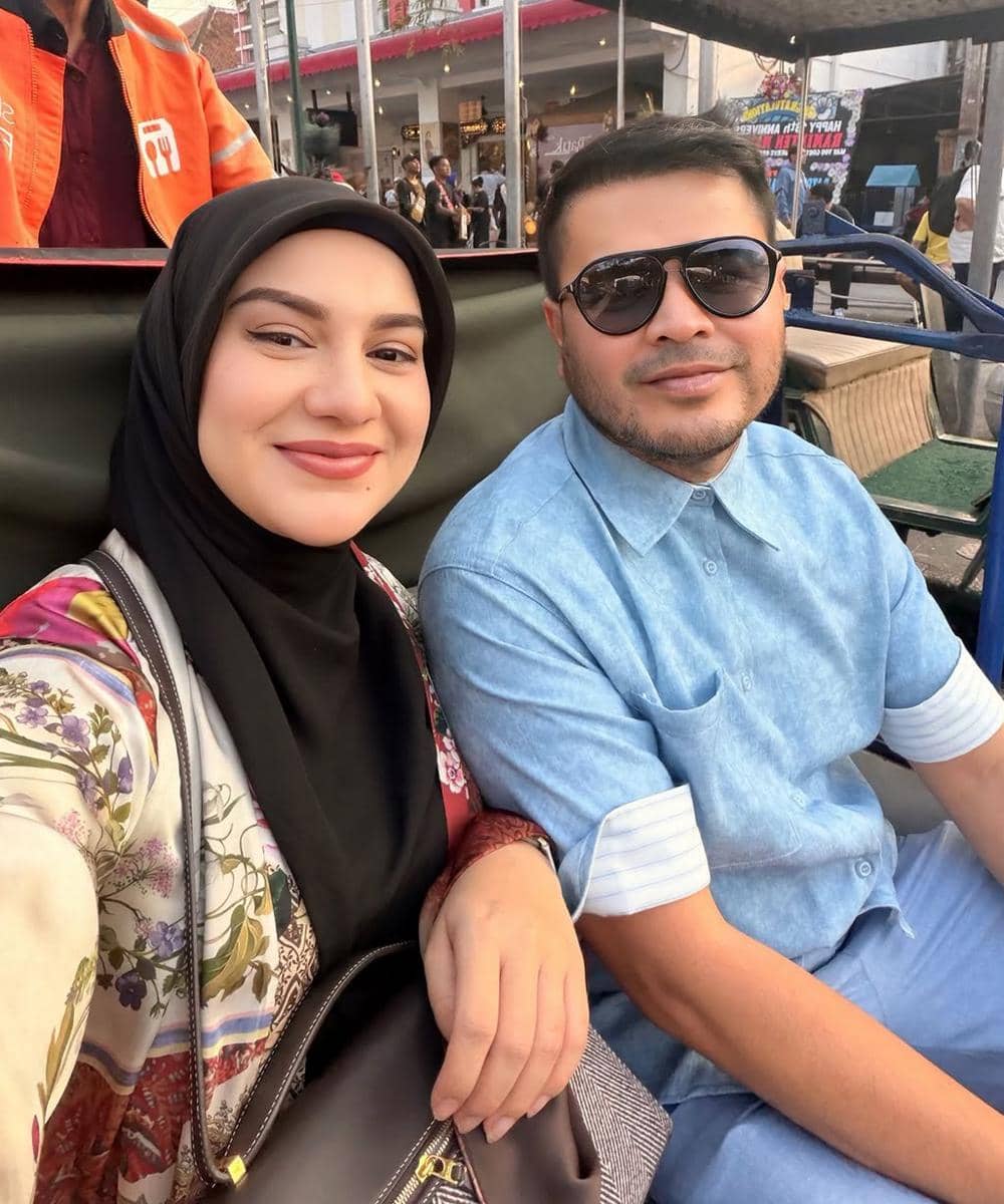 Menikmati suasana Yogyakarta dengan naik becak
