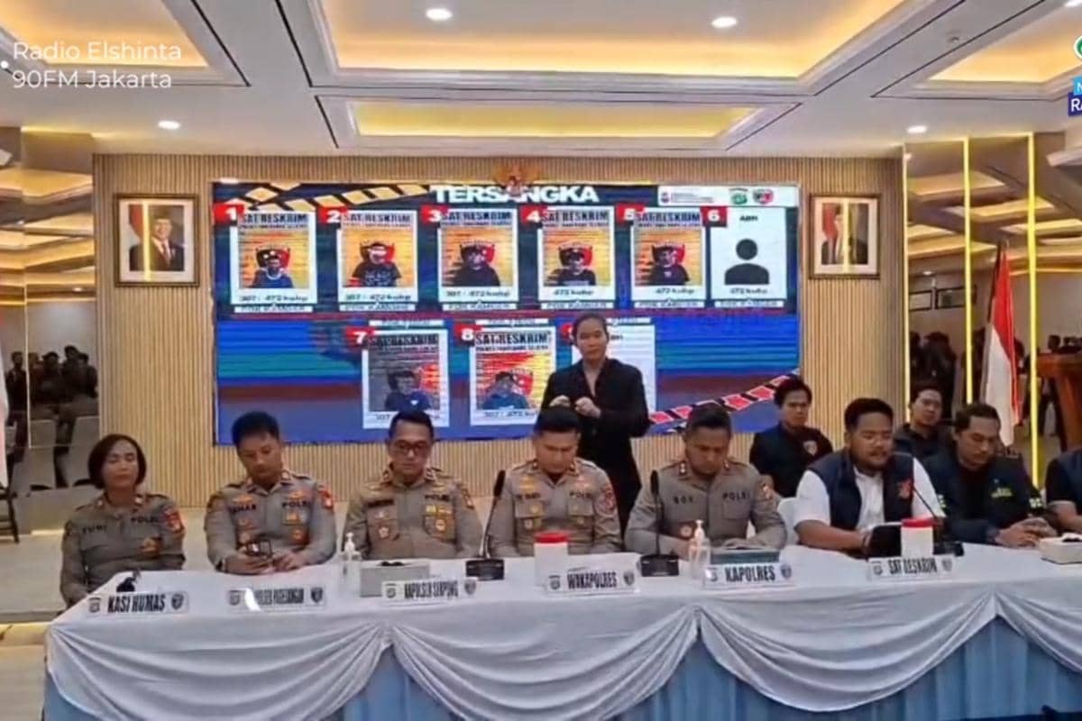 Pelaku ditetapkan menjadi tersangka oleh Kapolres Boy Jumalolo