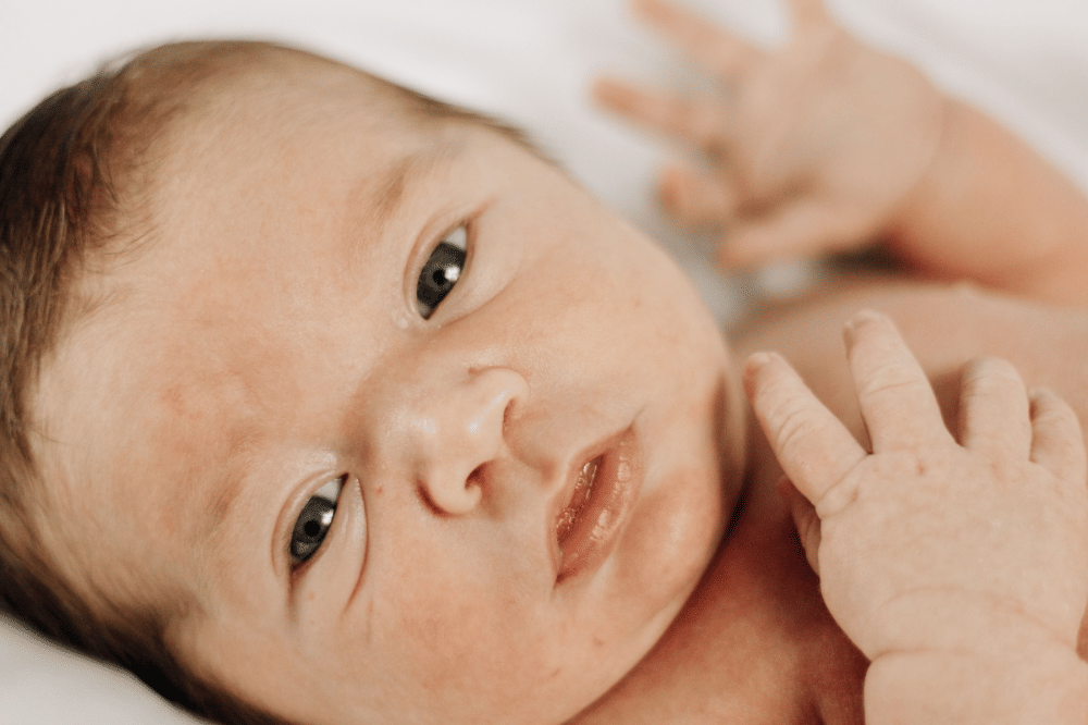 9 Penyebab Suara Bayi Serak tapi Tidak Batuk, Orangtua Wajib Tahu!
