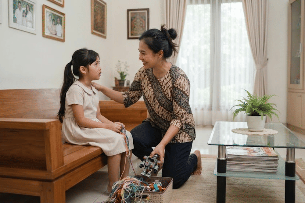 Anak sedang dinasehati mamanya