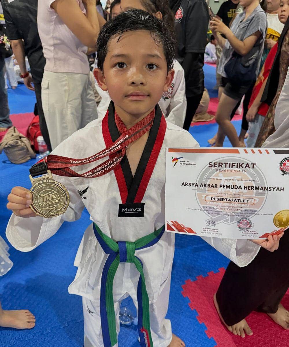 Arsya Akbar Pemuda Hermansyah, anak Anang dan Ashanty