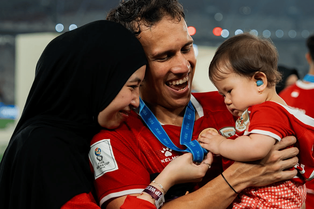 6 Foto Keluarga Egy Maulana Dukung Indonesia di FIFA ASEAN Cup 2026