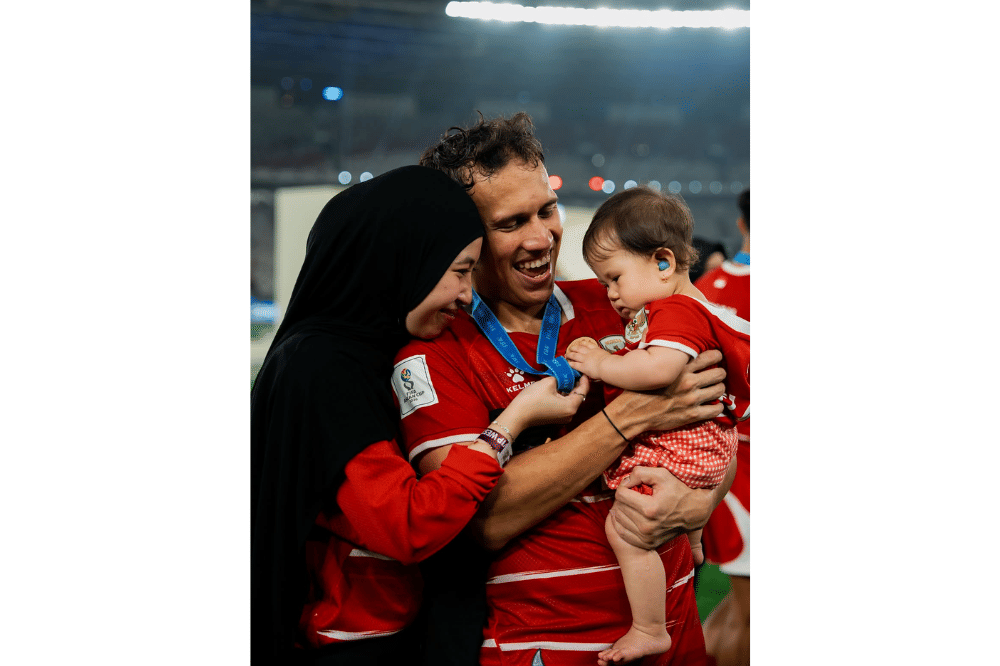 Foto Elara saat dukung sang papa, Egy Maulana Vikri