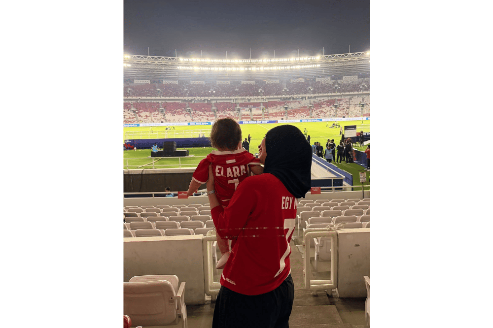 Foto Elara saat dukung sang papa, Egy Maulana Vikri