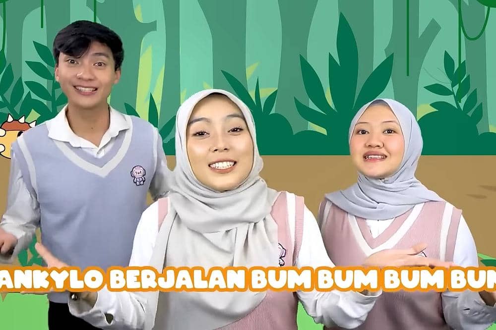 Lirik Lagu '2 Dino Kuat' Kinderflix 3