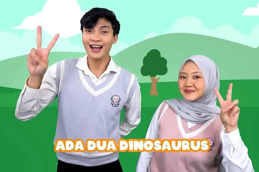 Lirik Lagu '2 Dino Kuat' Kinderflix 1