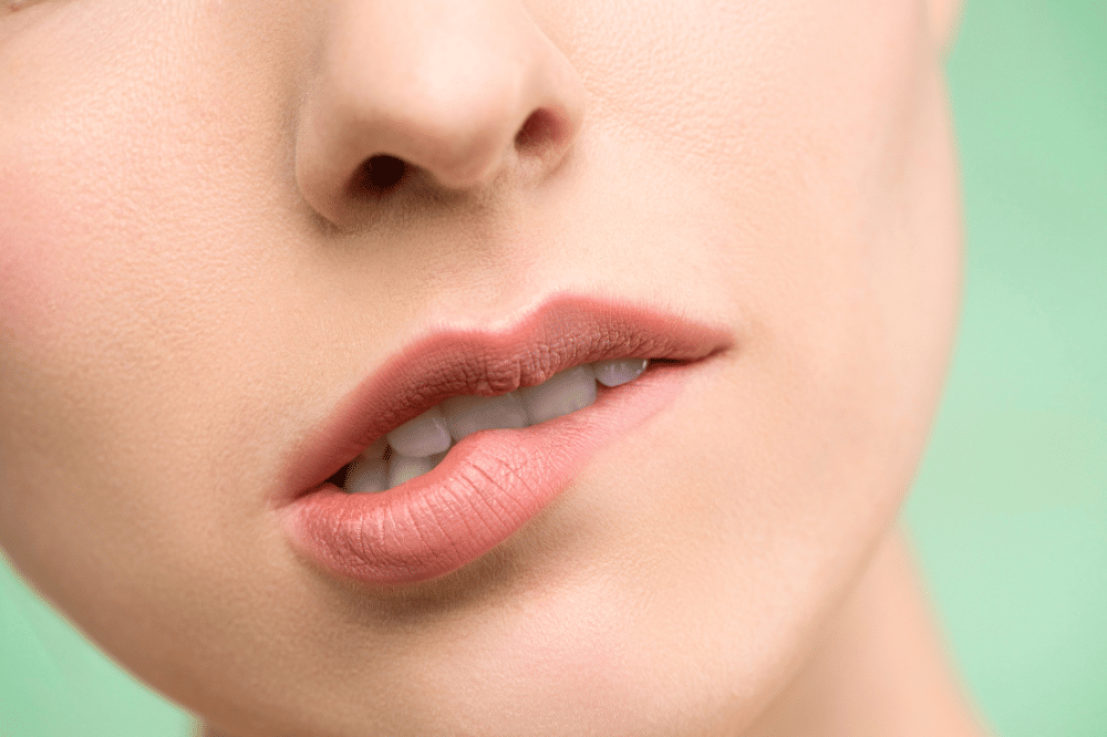 Air Liur Bisa Berbahaya untuk Kesehatan Kulit Bibir