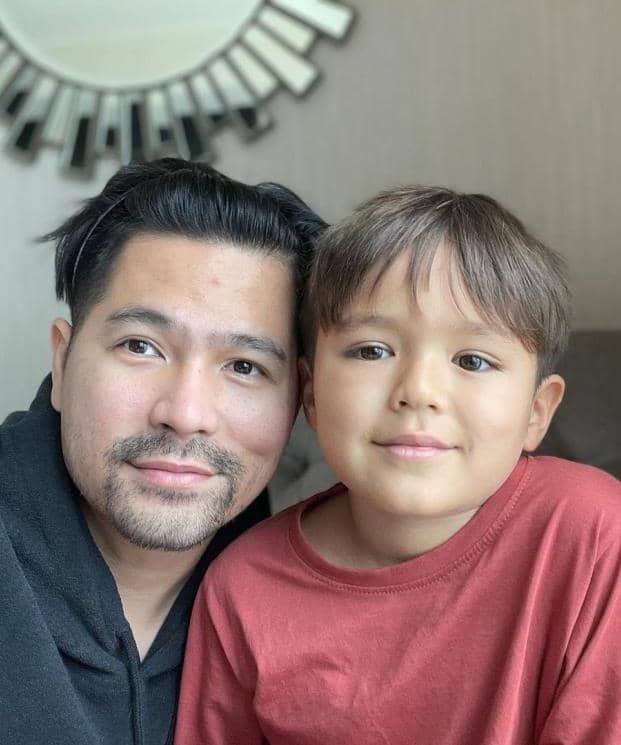 Foto Akrab El Barack dan Erick Iskandar dari Kecil 1.jpg