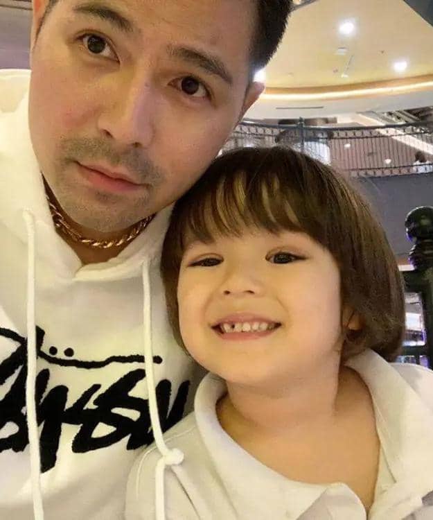 Foto Akrab El Barack dan Erick Iskandar dari Kecil 3.jpg