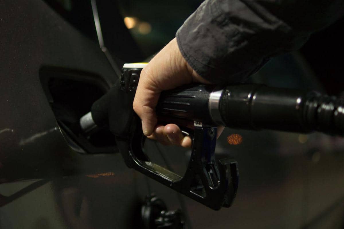 Faktor yang memicu refuel anxiety