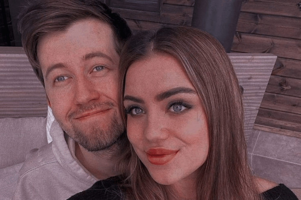 Foto Alan Walker dan Viivi 2