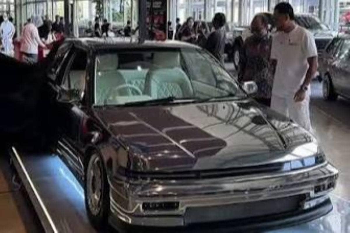 Honda Civic Nouva milik Roy Ricardo