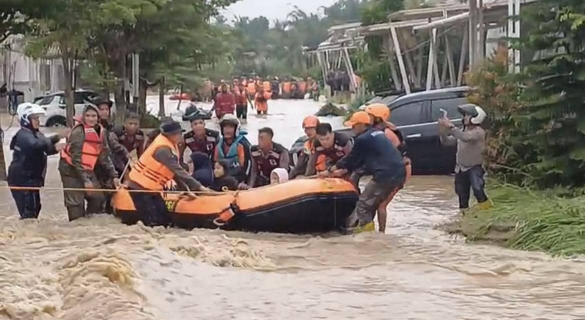 Sebanyak 238 warga dievakuasi