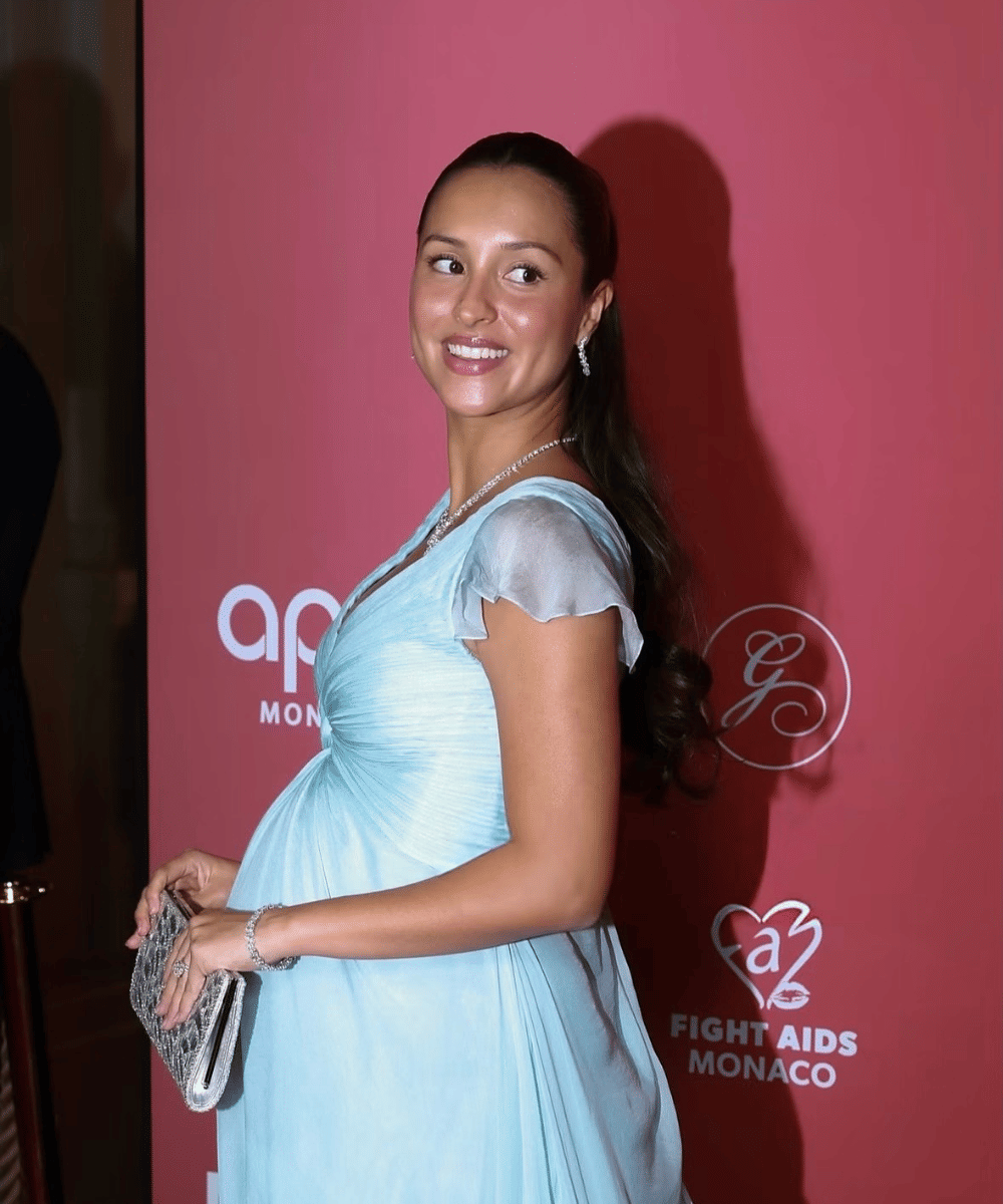 Gaya Alexandra Leclerc di Global Gift Gala (3)