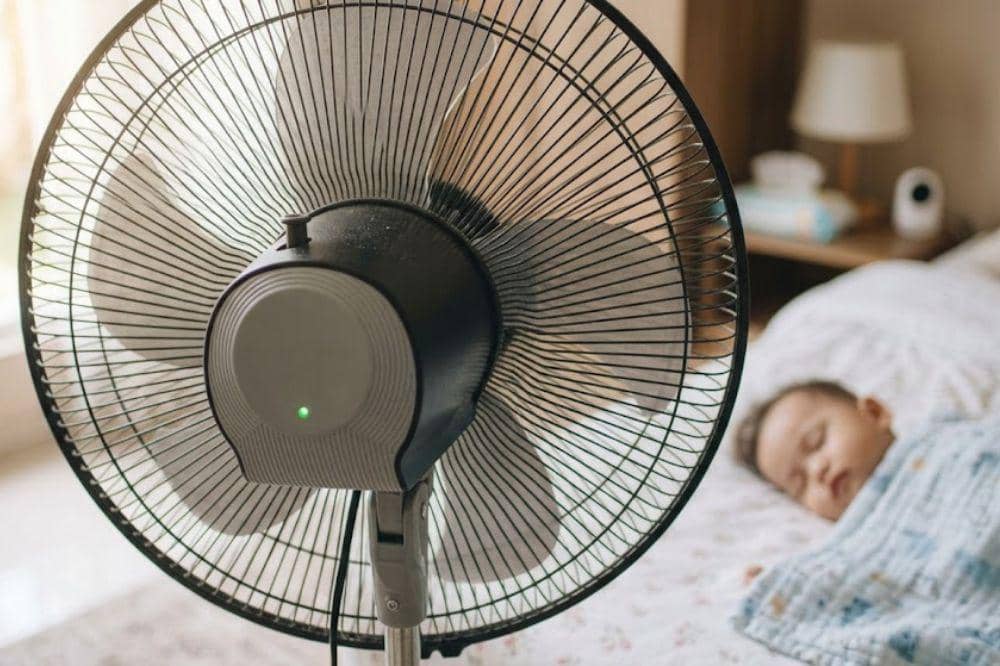 Benarkah Kipas Angin Bisa Membuat Bayi Masuk Angin?