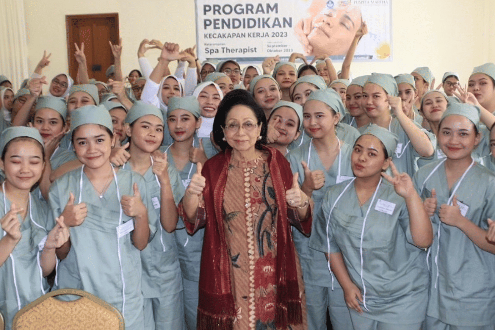 Perjalanan Bisnis Martha Tilaar (5)