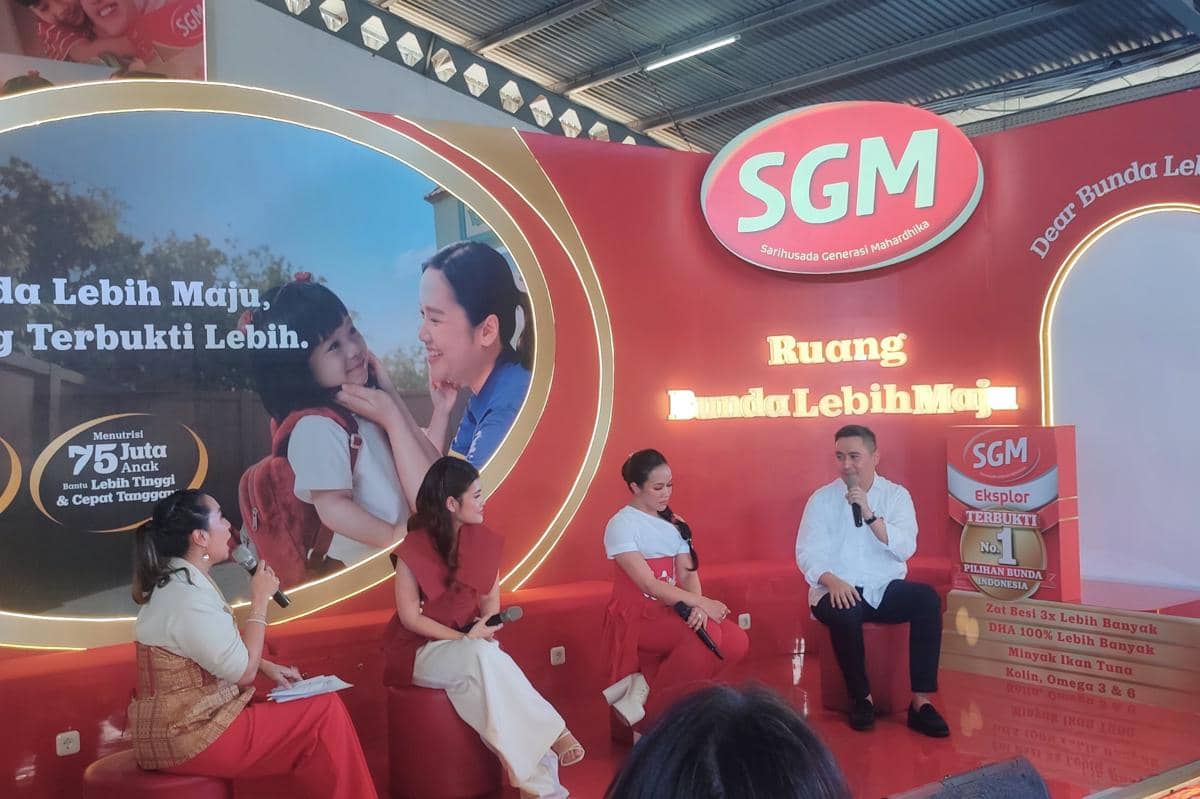 Dr. dr. Ray Wagiu Basrowi, MKK, FRSPH, dalam press conference SGM Bunda Lebih Maju