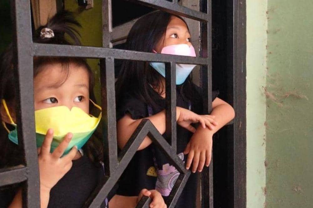 Orangtua bisa menjaga kualitas udara di dalam rumah