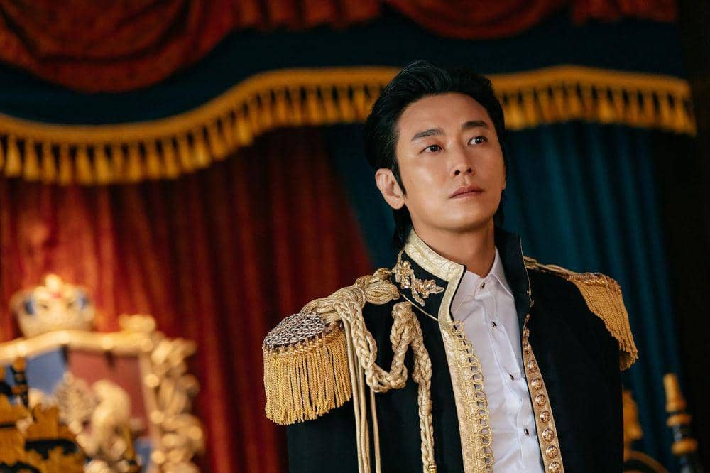 Ju Ji Hoon menjadi Emperor Sovieshu