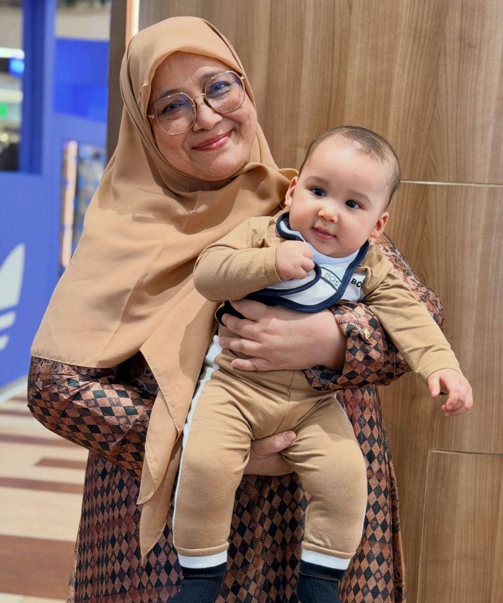 Gemasnya Baby Urwah digendong sang nenek