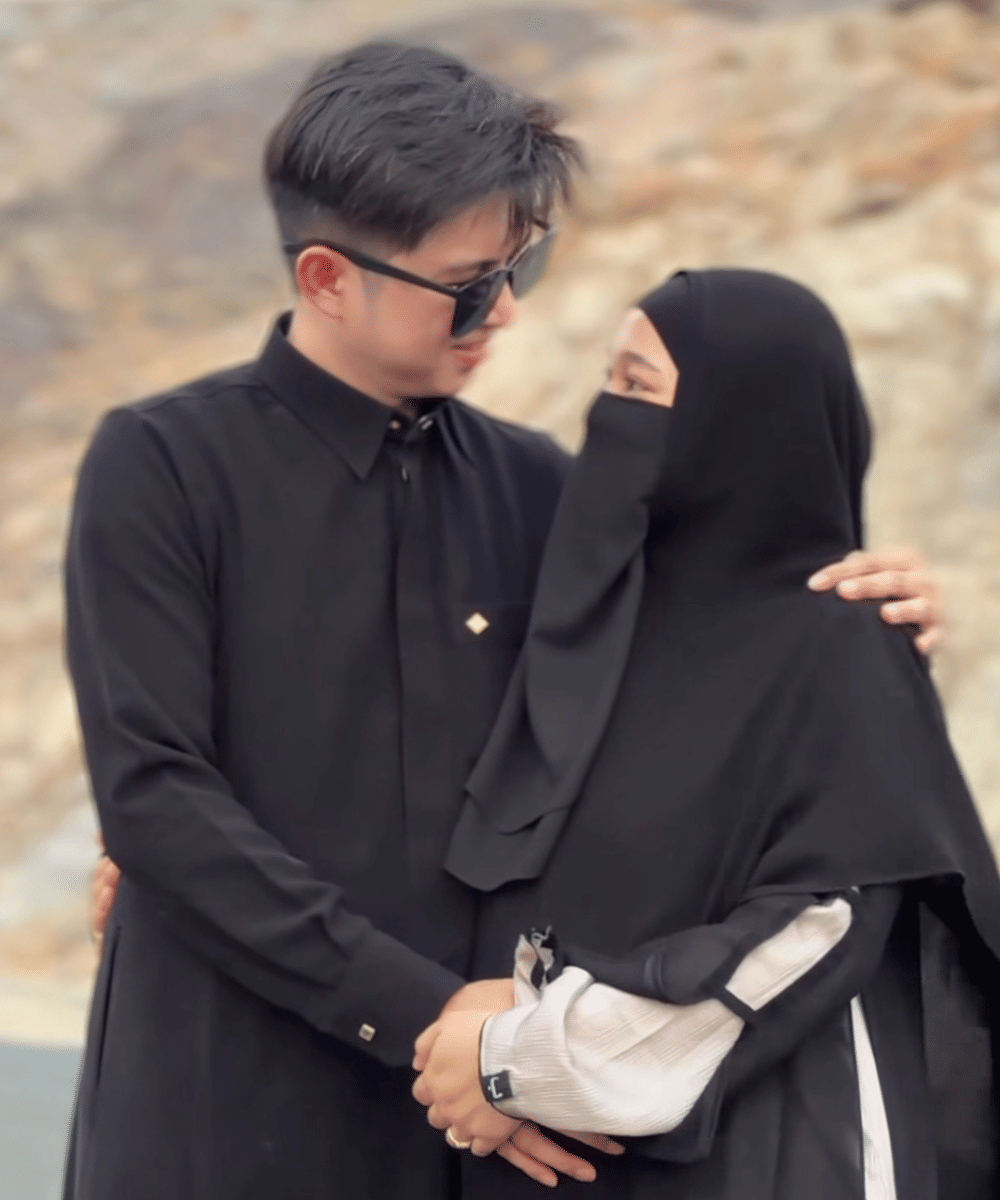 Mengenang perjuangan bersama sejak hidup sederhana