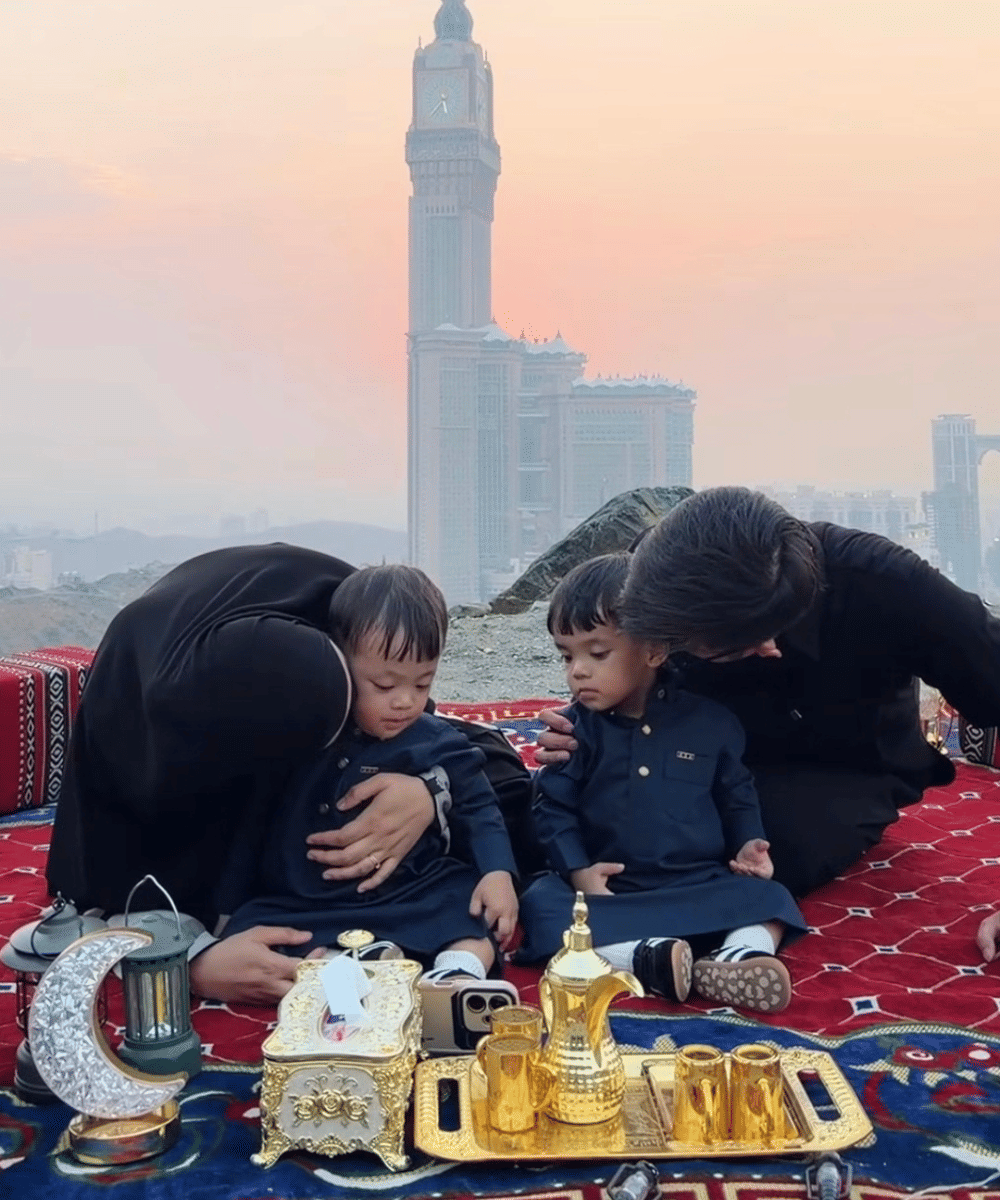 Merayakan tujuh tahun pernikahan di Masjidil Haram
