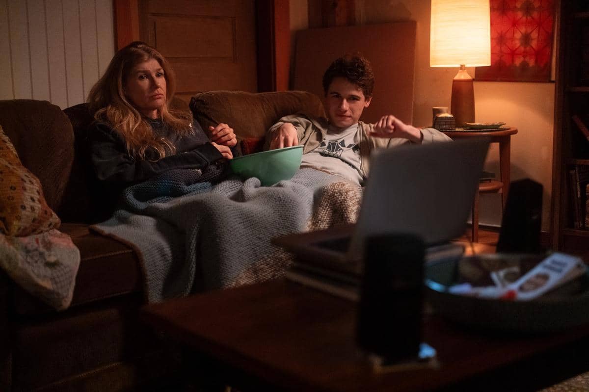 Connie Britton dan Sam Nivola menjadi pemeran utama