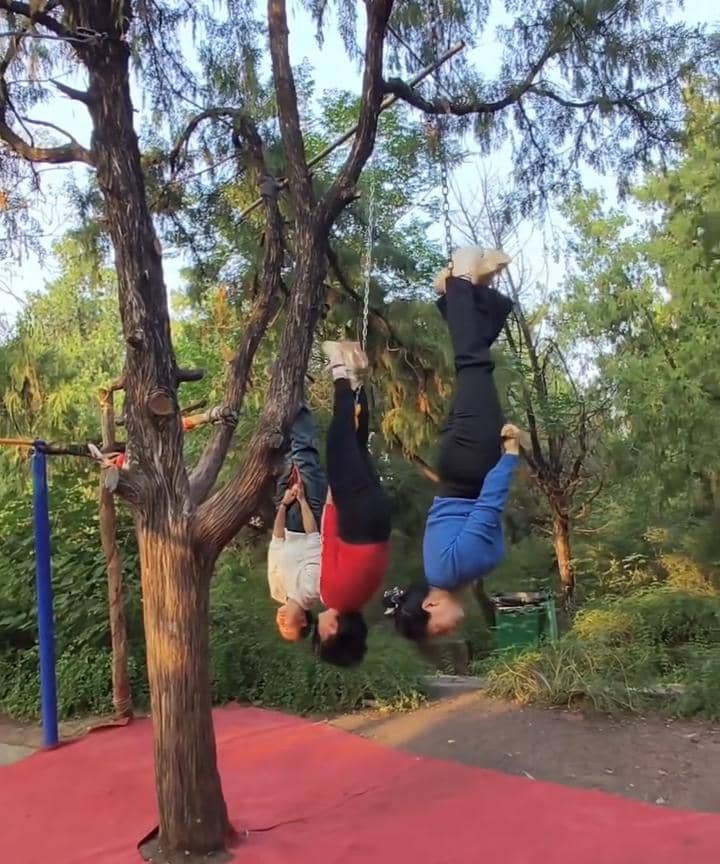 Risiko tree hanging meditation yang perlu diwaspadai