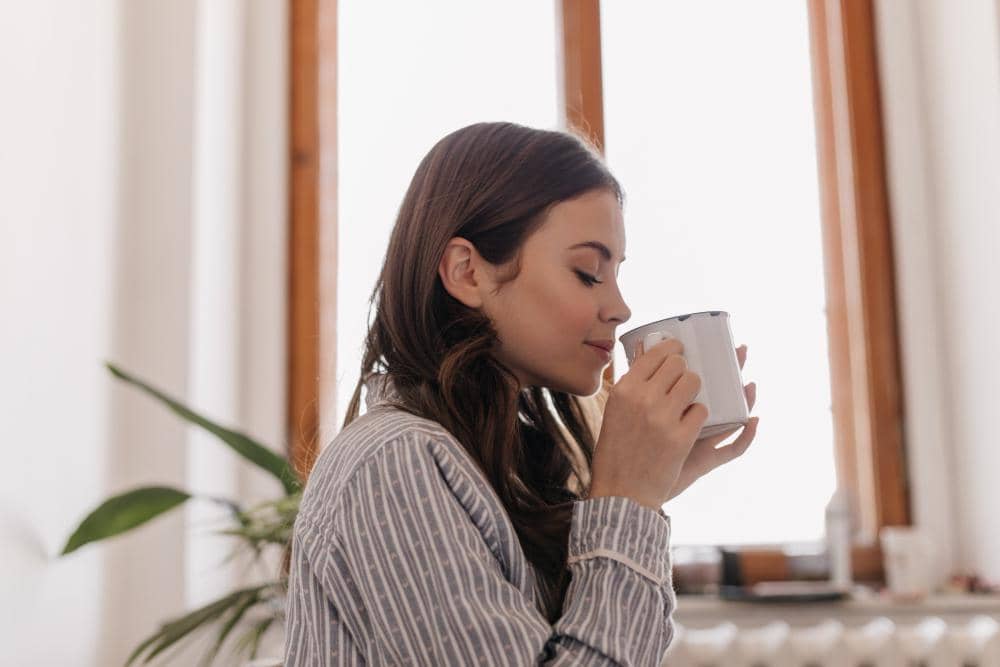 Bolehkah ibu hamil muda minum kopi?