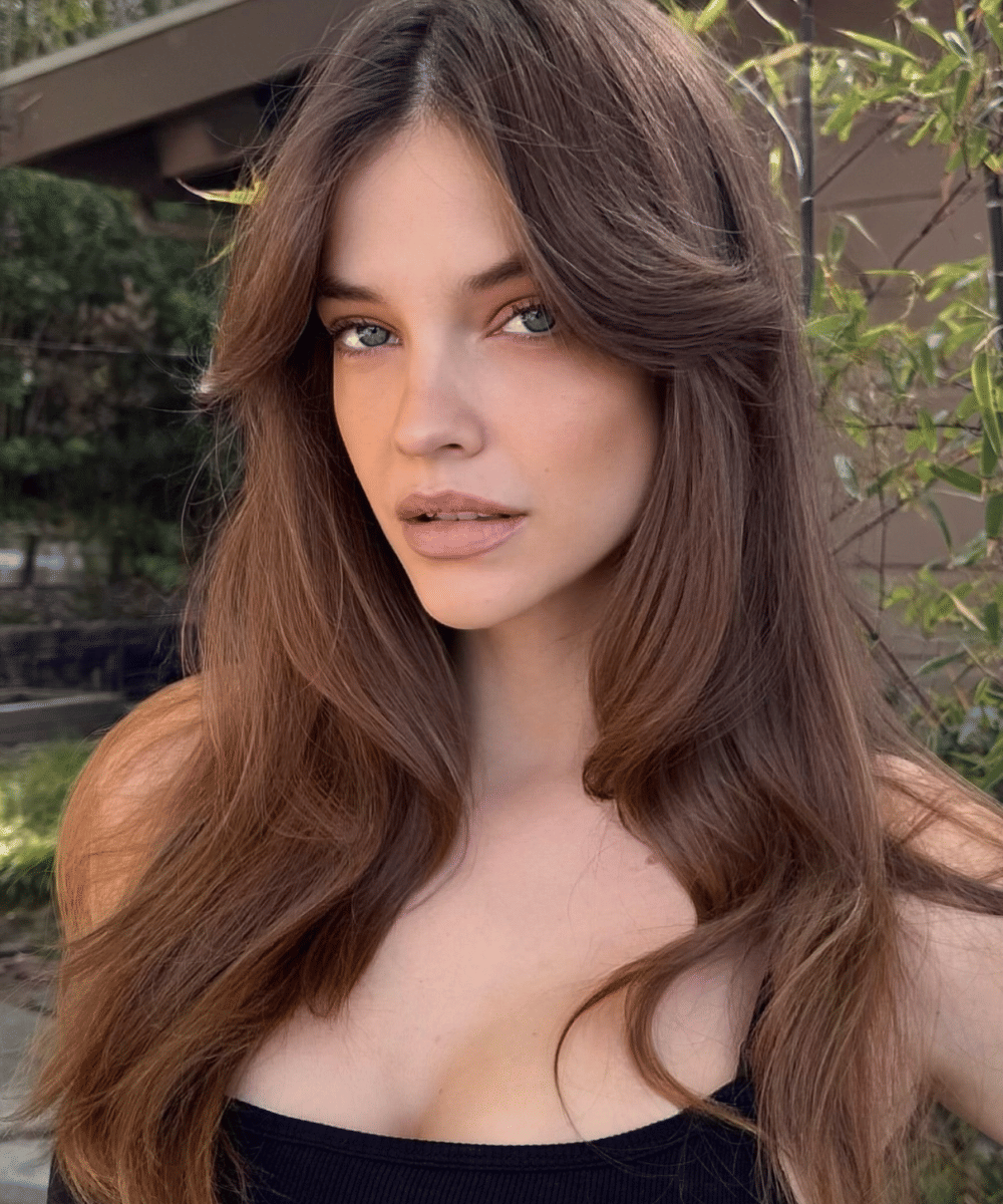 Barbara Palvin lahir dan dibesarkan di Budapest, Hungaria