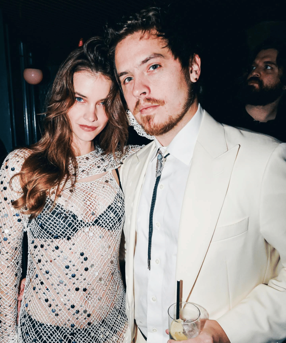 Menikah dengan aktor Dylan Sprouse setelah menjalin hubungan selama beberapa tahun