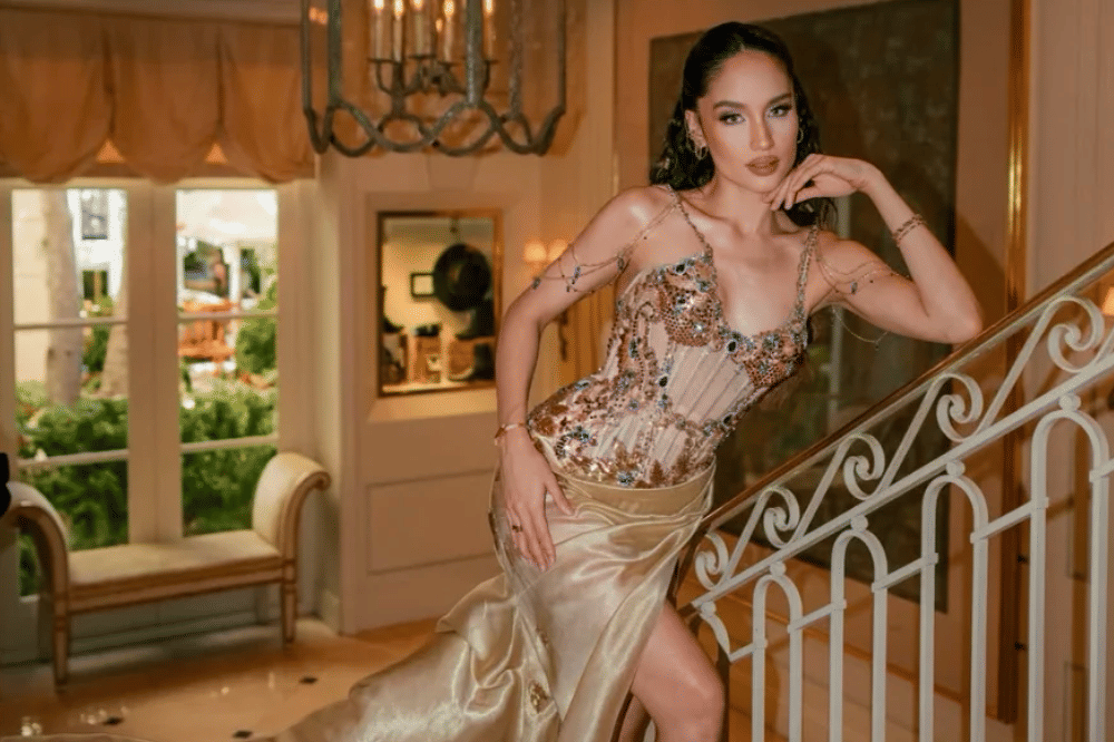 Gaya Cinta Laura Hadiri Rangkaian VIctoria’s Secret Fashion Show 2026