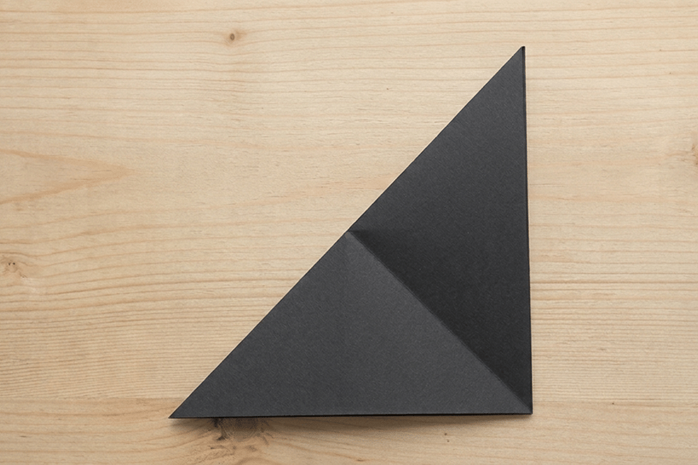 Cara Membuat Kelelawar dari Kertas Origami 8