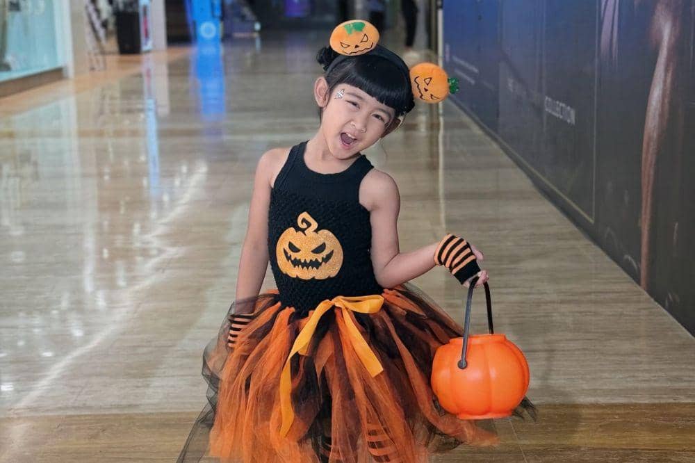 5 Inspirasi Kostum Halloween Moana Anak Ria Ricis, Serba Pumpkin!